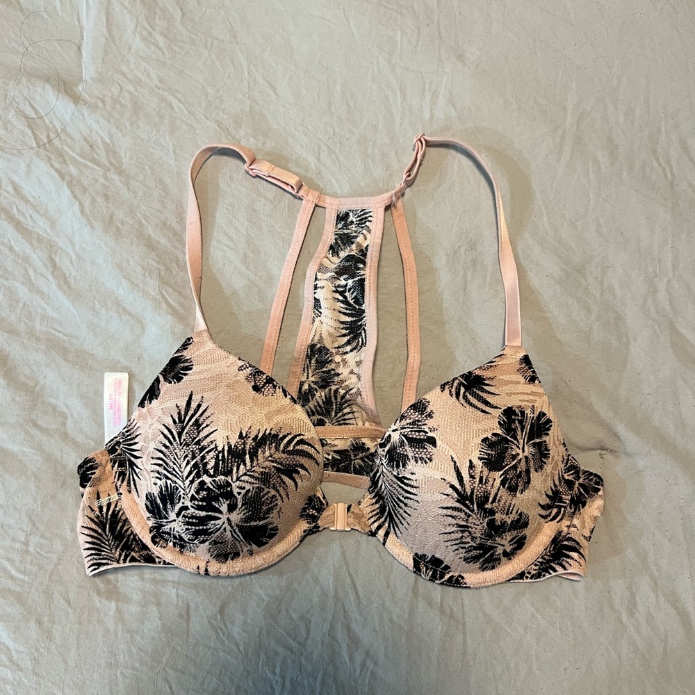 Lightly Lined Racerback Front-Clasp Bra - 34A